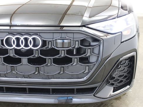 New 2026 Audi SQ8 Prestige AWD/4WD image 8