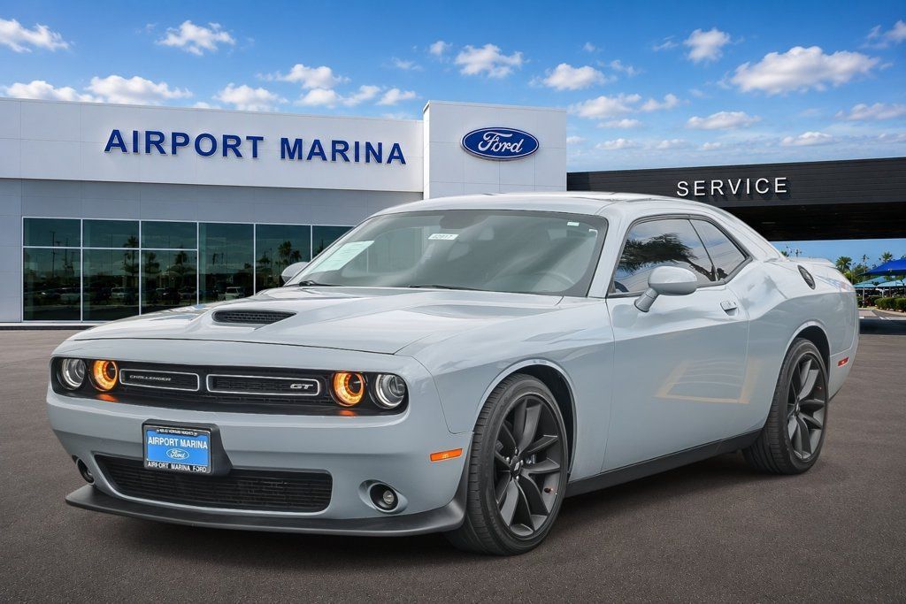 Used 2021 Dodge Challenger GT w/ Performance Handling Group RWD image 4