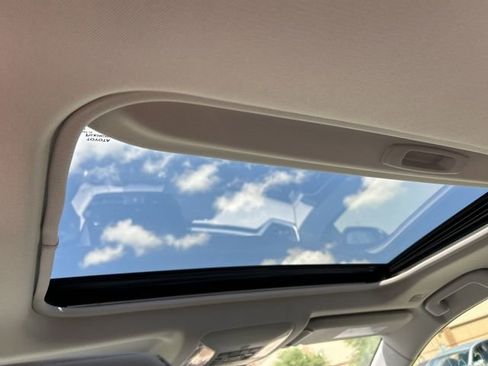 Used 2024 Toyota RAV4 Limited w/ Advanced Technology Package image 11