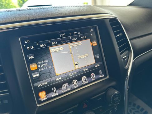 Used 2014 Jeep Grand Cherokee Overland w/ Advanced Technology Group AWD/4WD image 62
