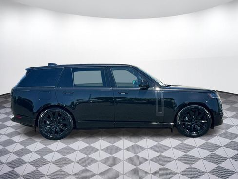 New 2026 Land Rover Range Rover Long Wheelbase SE AWD/4WD image 7