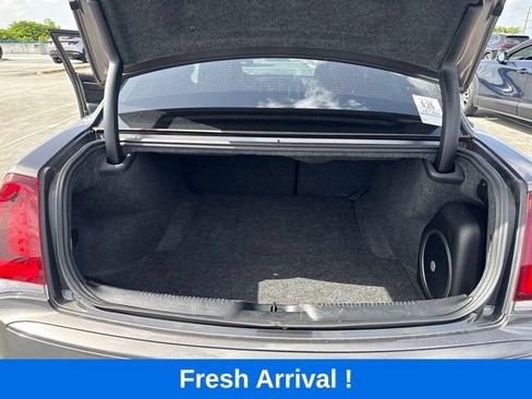 Used 2023 Chrysler 300 S RWD image 4