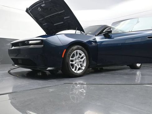 Used 2025 Dodge Charger Daytona R/T w/ Sun & Sound Package AWD/4WD image 30