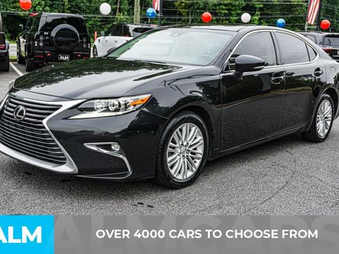 Used 2017 Lexus ES 350 w/ Premium Package FWD image 2
