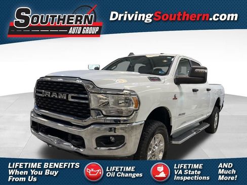 Used 2024 RAM 2500 Big Horn w/ Off Road Package AWD/4WD image 1