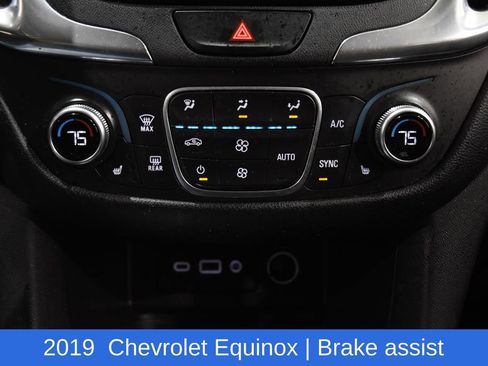Used 2019 Chevrolet Equinox LT w/ Driver Convenience Package image 20