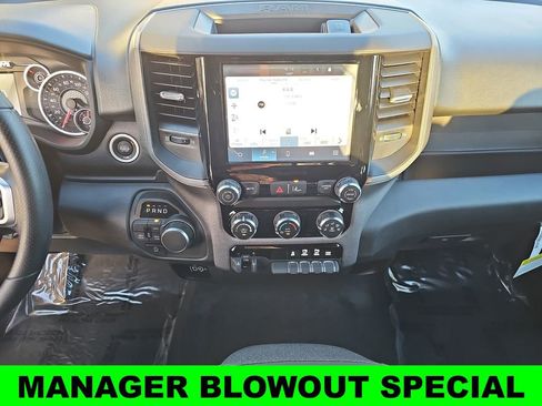 New 2026 RAM 1500 Express AWD/4WD image 19