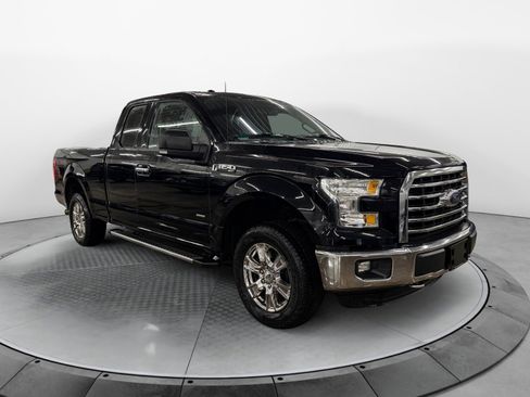 Used 2016 Ford F150 XLT w/ Equipment Group 302A Luxury image 4