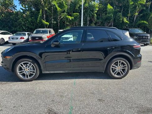 Used 2019 Porsche Cayenne AWD/4WD image 4