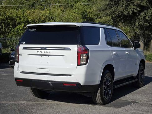 Certified 2022 Chevrolet Tahoe Z71 w/ Luxury Package image 7