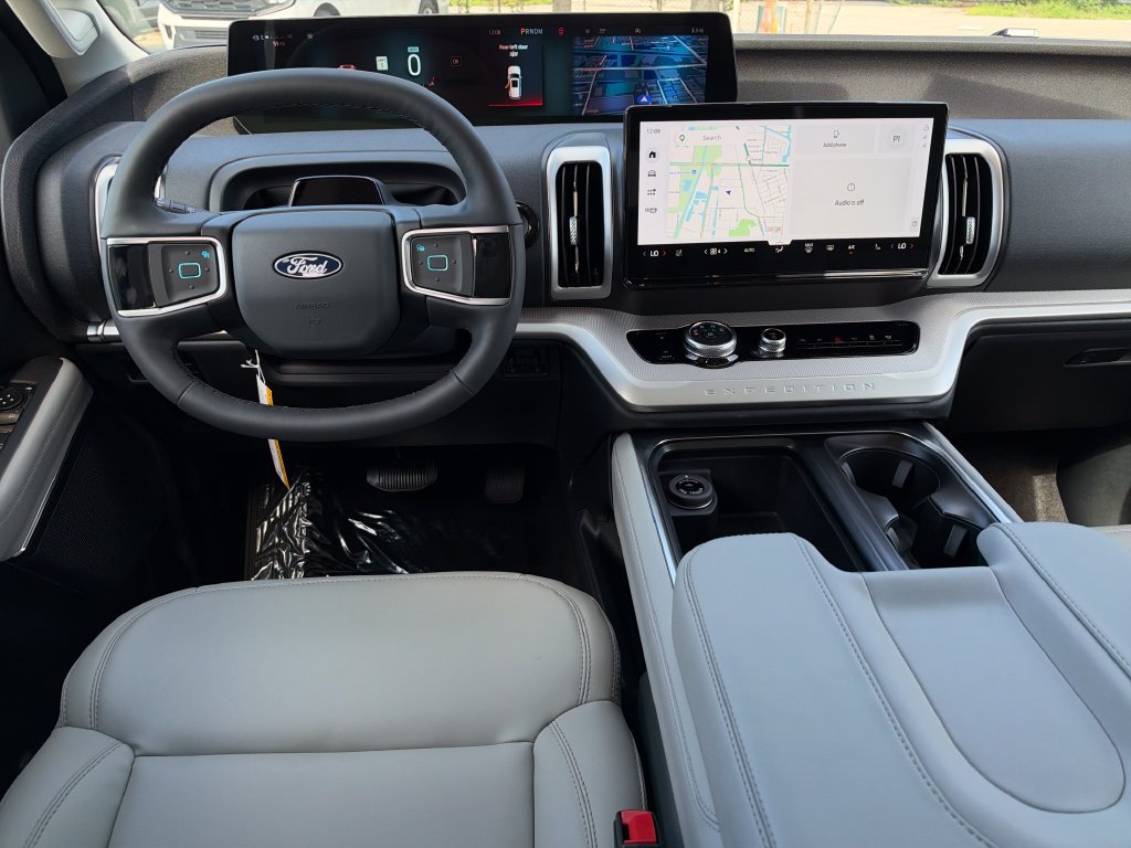 New 2027 Ford Expedition Max Active RWD image 5
