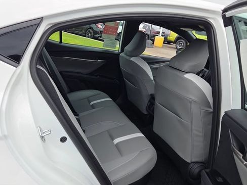 New 2026 Toyota Camry SE AWD/4WD image 14
