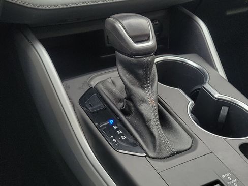 Used 2022 Toyota Highlander XLE image 33