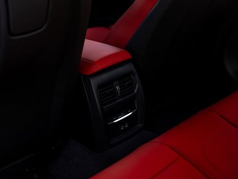 Used 2026 BMW M3 Competition w/ Executive Package image 29