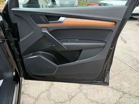 Used 2021 Audi Q5 2.0T Premium image 16