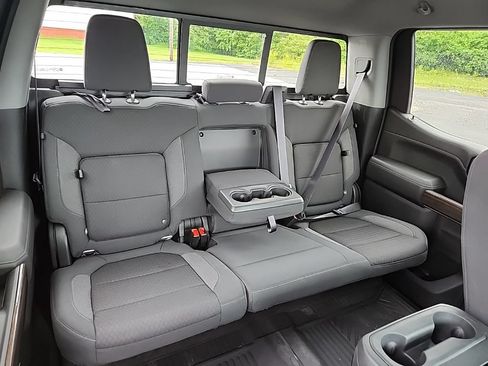 Used 2020 Chevrolet Silverado 1500 RST AWD/4WD image 38