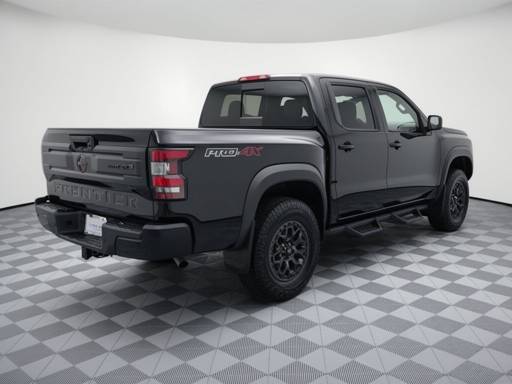 Used 2026 Nissan Frontier PRO-4X w/ Pro Premium Package AWD/4WD image 9