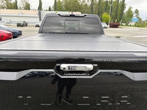 Used 2023 Toyota Tundra Limited AWD/4WD image 23