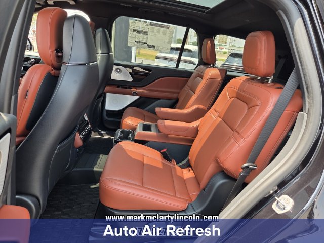 New 2026 Lincoln Aviator Reserve AWD/4WD image 11
