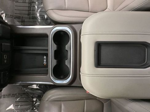 Used 2019 GMC Sierra 1500 SLT w/ SLT Premium Package image 42