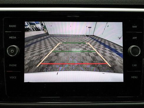 Used 2022 Volkswagen Atlas SEL R-Line image 44