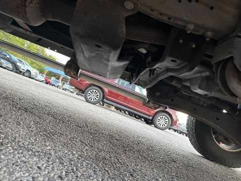 Used 2005 Ford F250 Lariat image 43