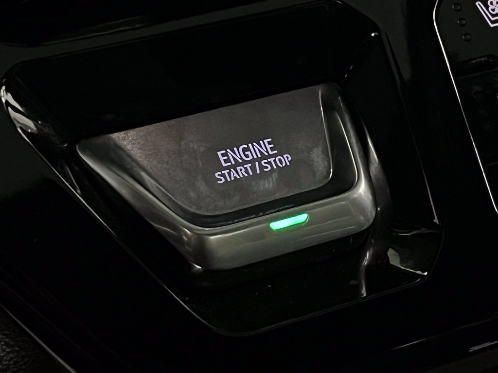 Used 2025 GMC Sierra 2500 AT4X AWD/4WD image 19