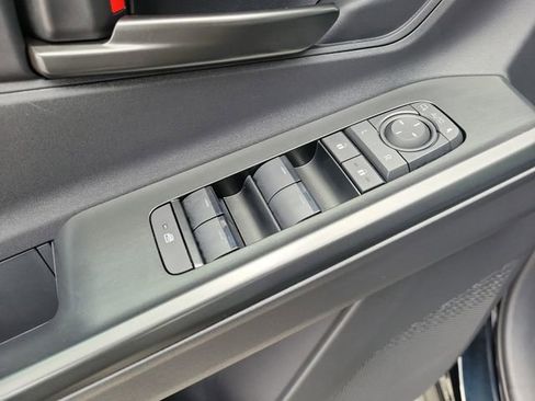 Used 2026 Toyota bZ FWD image 19