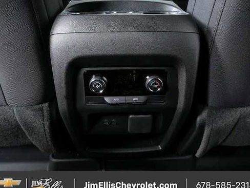 New 2026 Chevrolet Traverse LT w/ Midnight/Sport Edition image 15