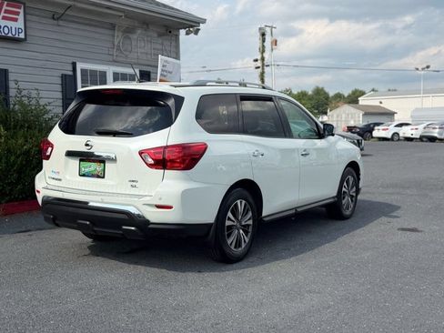 Used 2017 Nissan Pathfinder SL AWD/4WD image 5