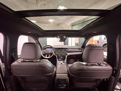 New 2026 Jeep Grand Cherokee L Limited AWD/4WD image 23
