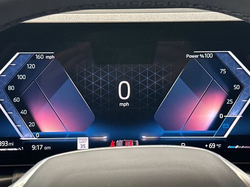 Used 2025 BMW 330i Sedan w/ Premium Package image 17