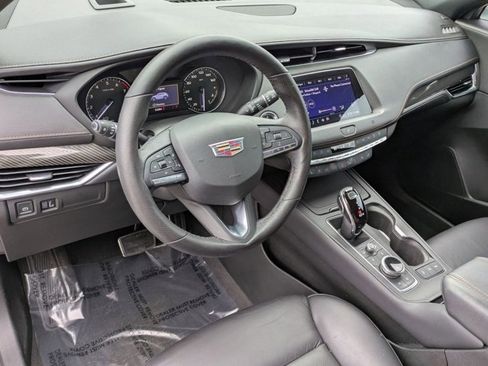 Used 2020 Cadillac XT4 Sport image 10