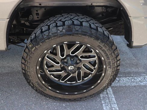 Used 2022 Ford F250 Lariat w/ Lariat Value Package AWD/4WD image 16