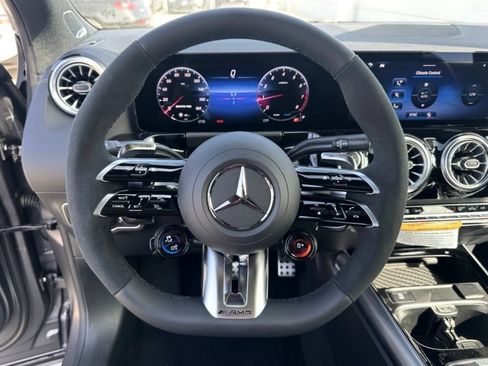 Used 2025 Mercedes-Benz GLA 35 AMG 4MATIC image 20