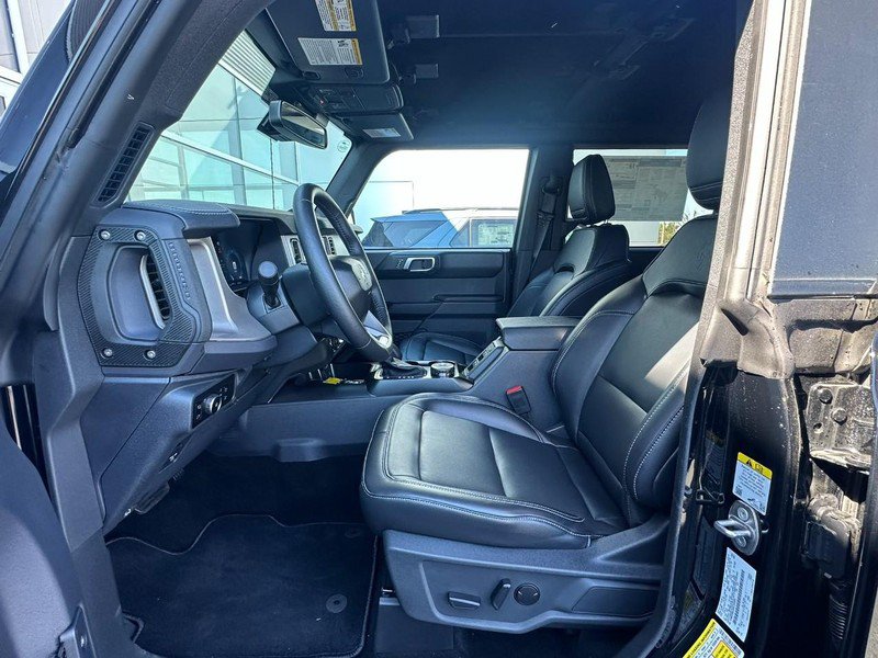 Used 2025 Ford Bronco Outer Banks w/ Sasquatch Package AWD/4WD image 7