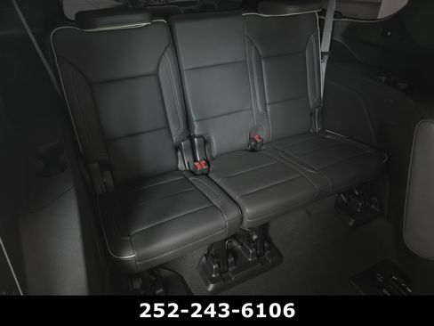 Used 2023 Chevrolet Tahoe Premier AWD/4WD image 40
