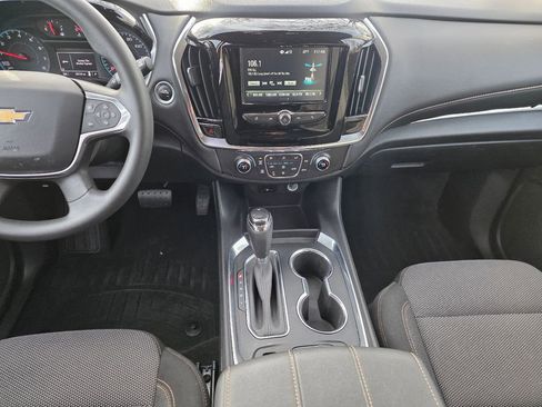 Used 2019 Chevrolet Traverse LS image 16