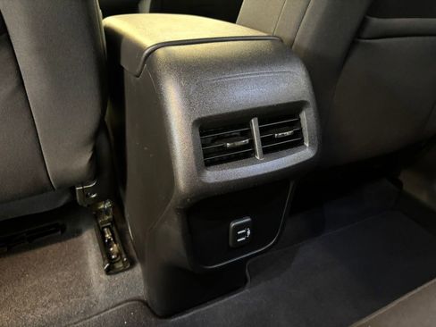 Used 2021 Chevrolet Equinox LT AWD/4WD image 21