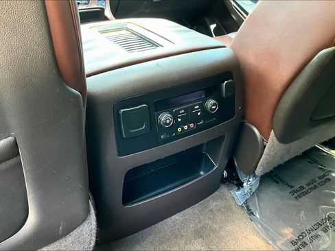 Used 2016 Chevrolet Tahoe LTZ RWD image 12