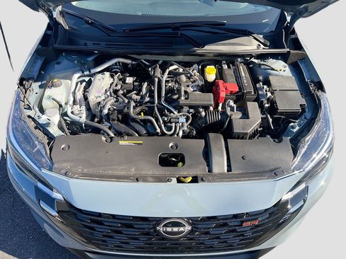Used 2025 Nissan Sentra SR w/ SR Premium Package image 31