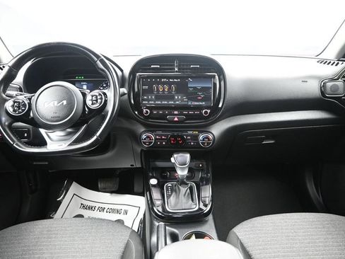 Used 2022 Kia Soul GT-Line FWD image 32
