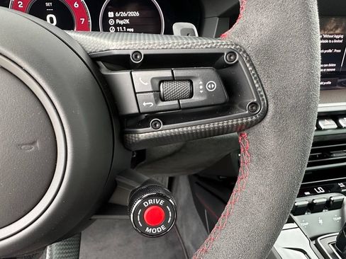 Certified 2026 Porsche 911 Targa 4 GTS AWD/4WD image 28