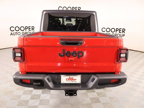Used 2022 Jeep Gladiator Sport AWD/4WD image 20