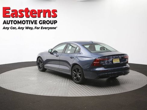 Used 2024 Volvo S60 B5 Core FWD image 64
