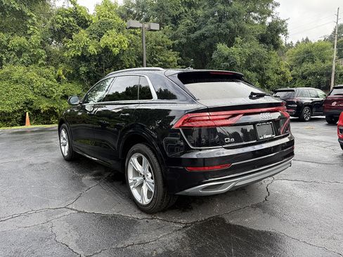 Used 2021 Audi Q8 Premium Plus w/ Premium Plus Package AWD/4WD image 4