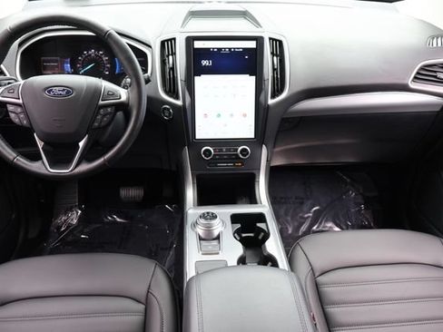 Used 2021 Ford Edge SEL w/ Convenience Package AWD/4WD image 17