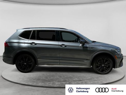 Used 2022 Volkswagen Tiguan SE R-Line AWD/4WD image 4