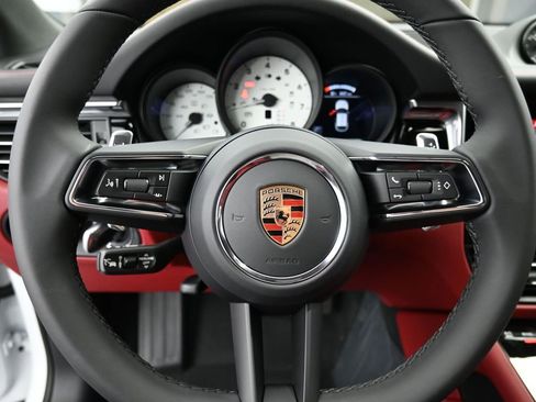 Certified 2026 Porsche Macan image 26