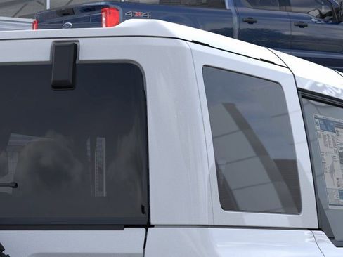 New 2026 Ford Bronco Outer Banks AWD/4WD image 25